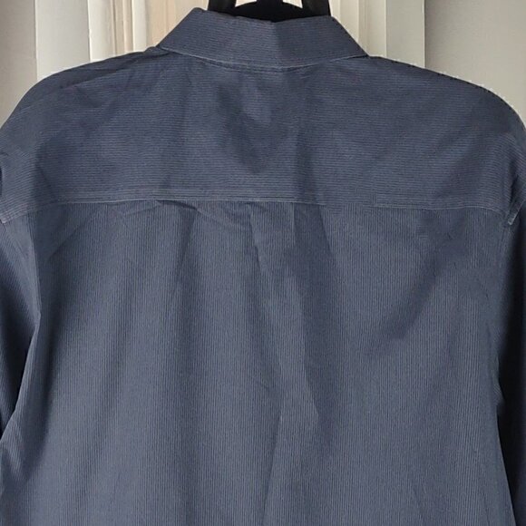 Calvin Klein Men's Non-Iron Grayish to Blue Striped Cotton Blend Dress Shirt XL - Picture 4 of 10